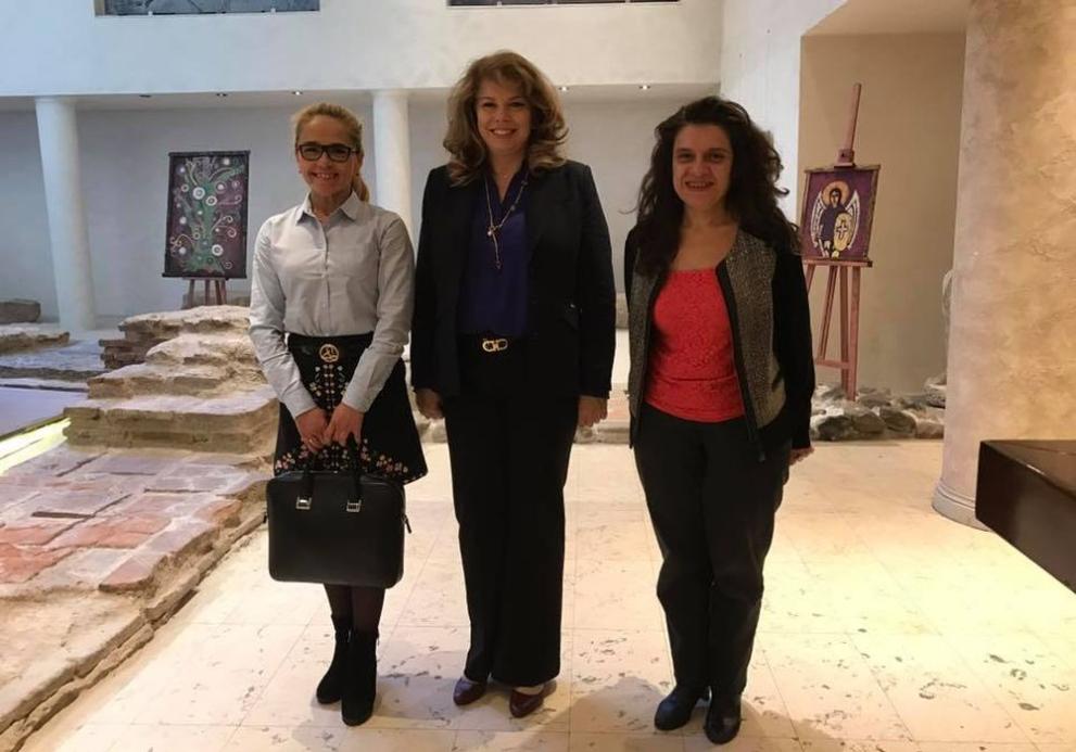 Илияна Йотова