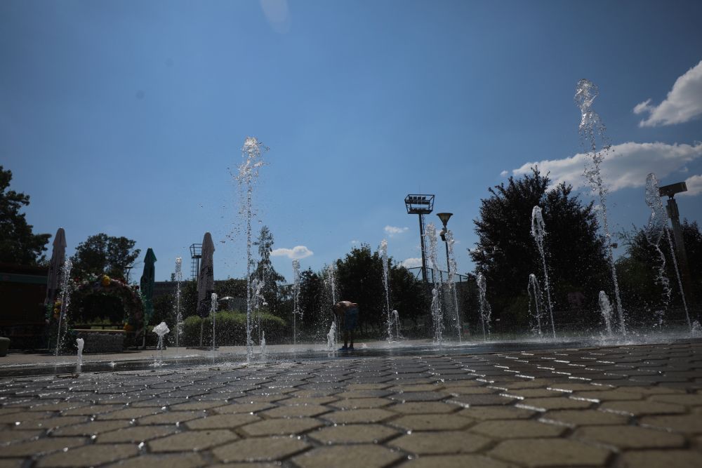 Разхлаждане в парк Възраждане 
