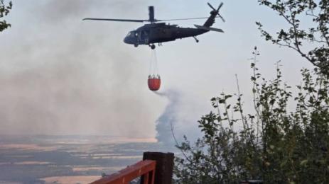 вертолет гаси пожар