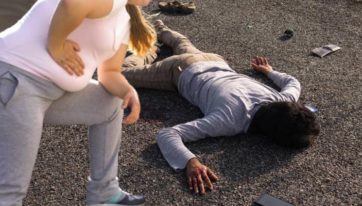 дебела жена - ЖЕСТОКА СМЪРТ: 100-килограмова жена падна върху мъжа си и го уби!