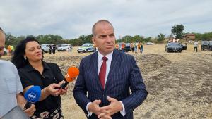 Гроздан Караджов на инцидента с влака