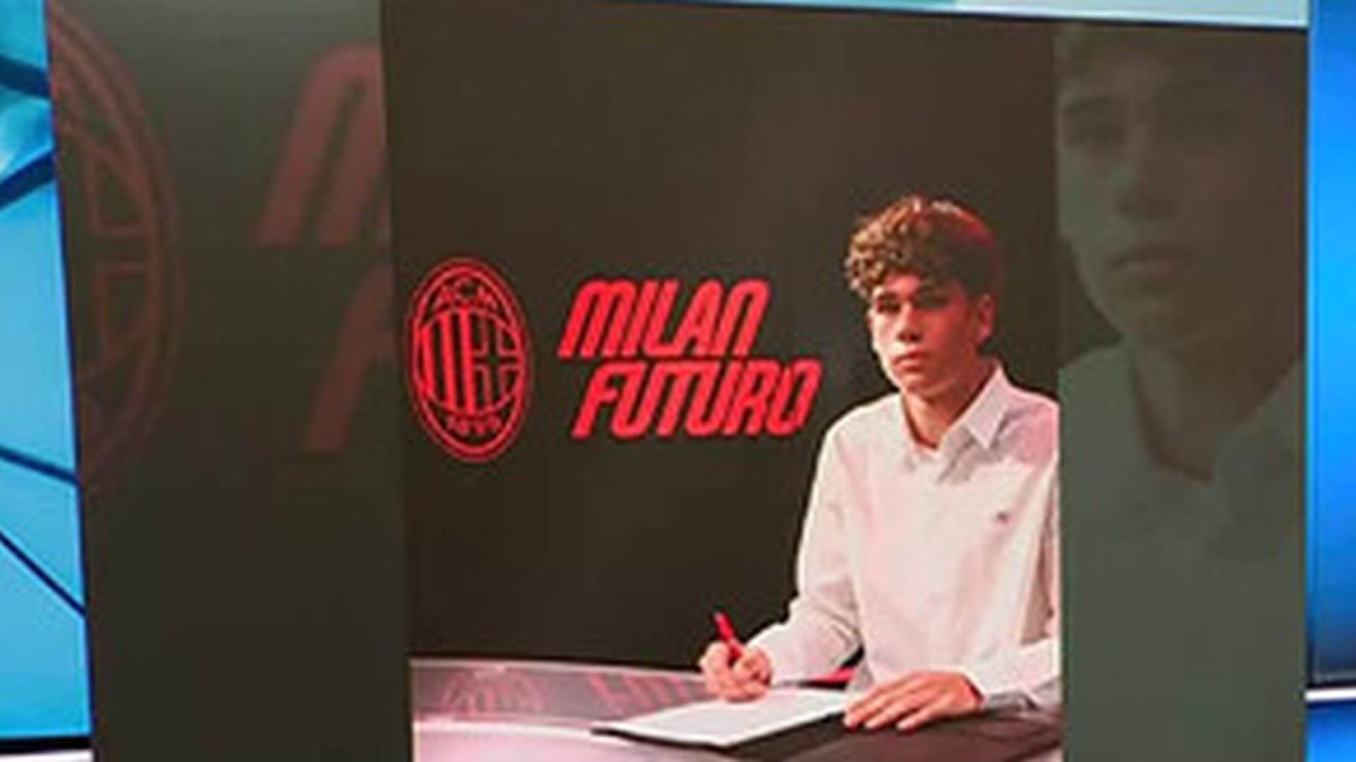 Български футболен талант с дебют за италианския гранд Милан 17 годишният