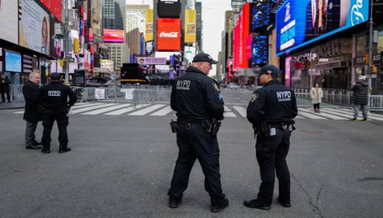 полиция Ню Йорк - БОМБА: Евакуираха 