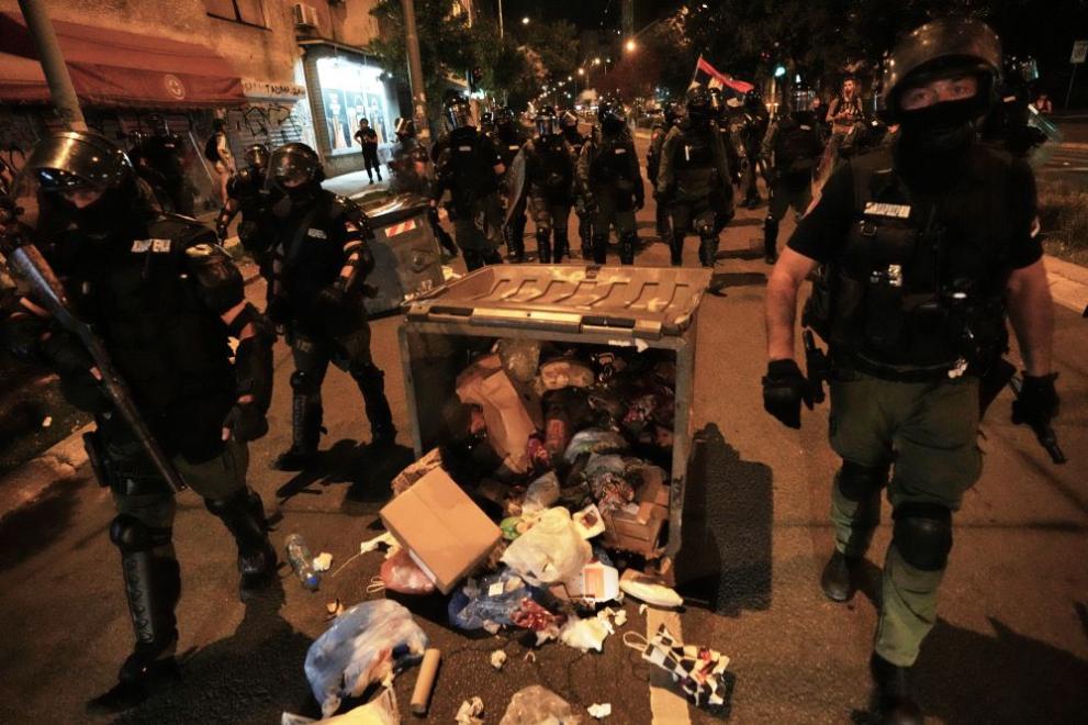  Сърбия митинг 