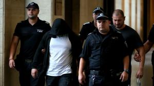 Обвинените за държане на фалшиви парични знаци