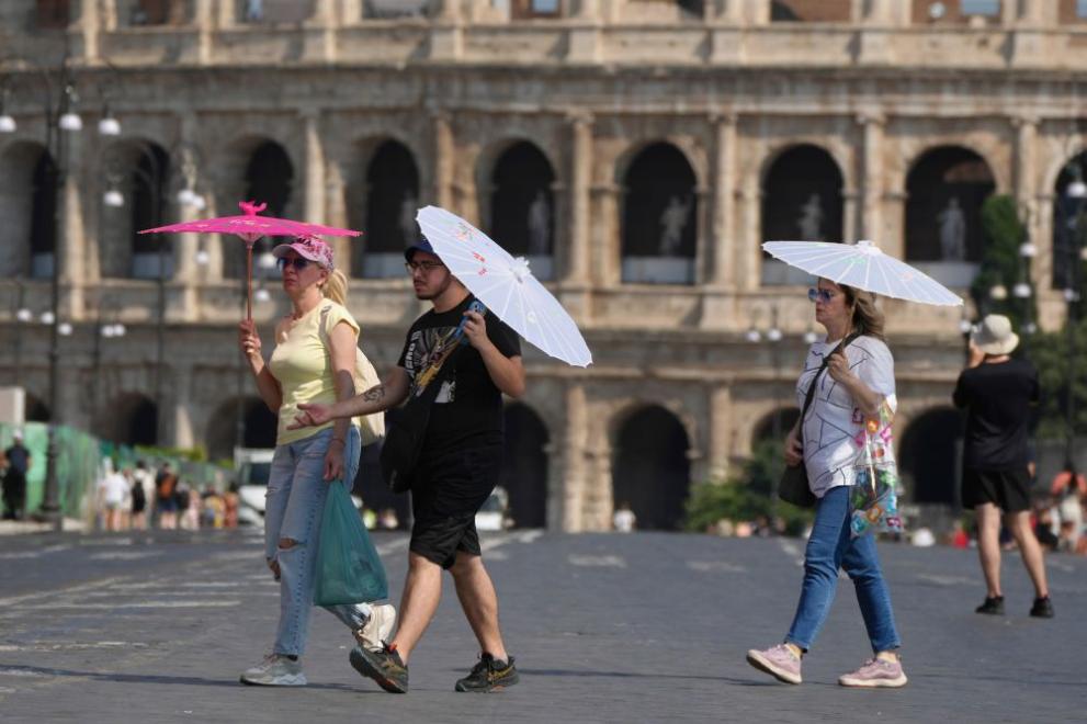 Жена, туристически гид, почина, след като колабира, докато водеше посетители