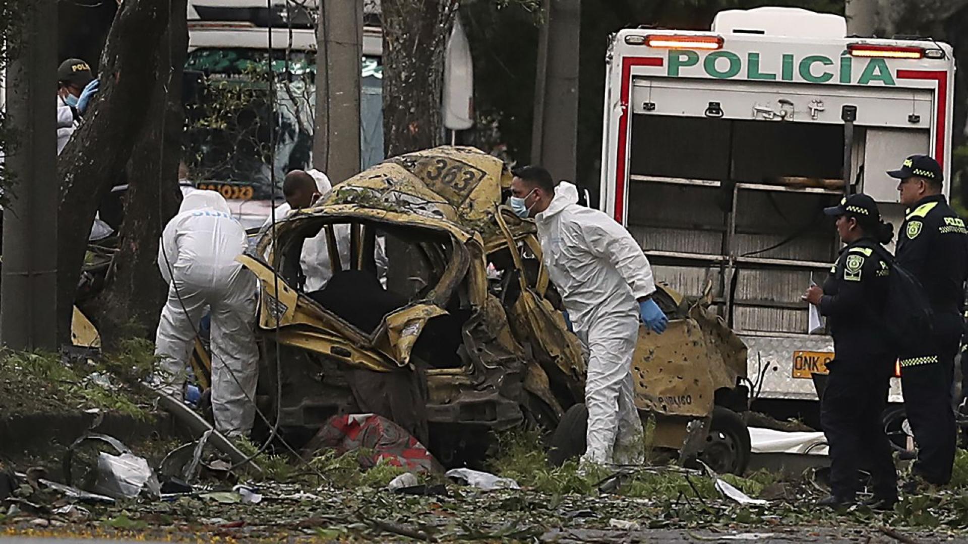 Най малко 18 души бяха убити при две атаки в Колумбия