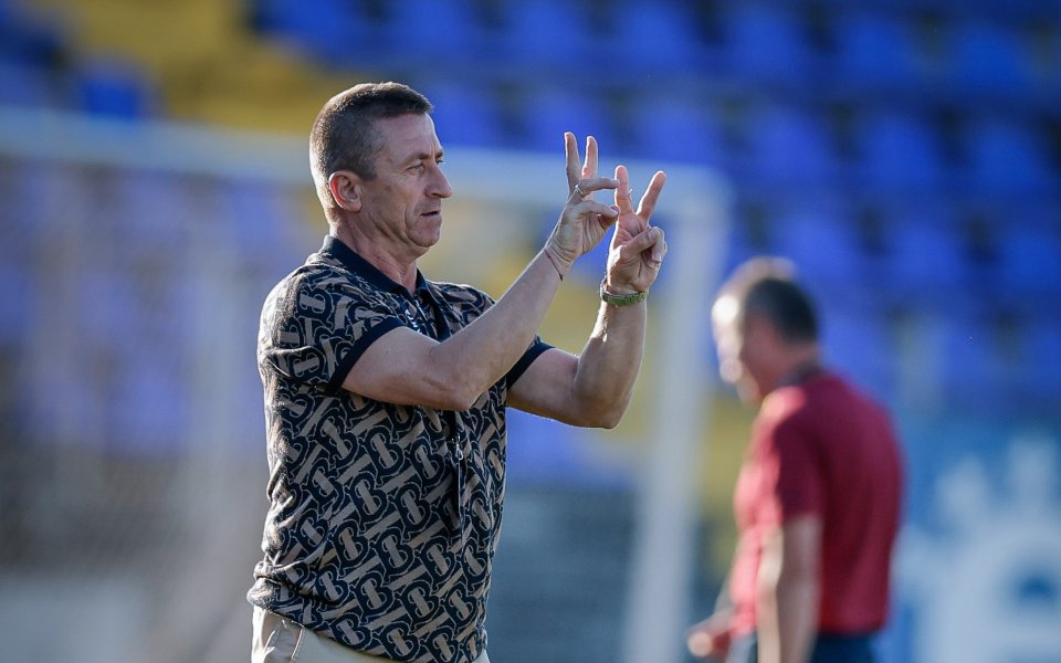 Нанков се закани на Локо Пловдив