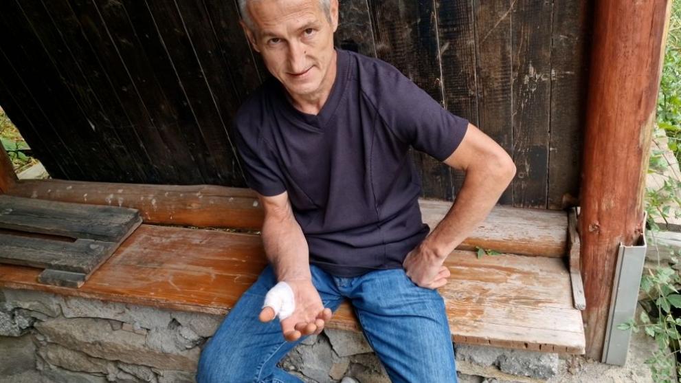 Мъж от девинското село Лясково е бил нападнат от мечка