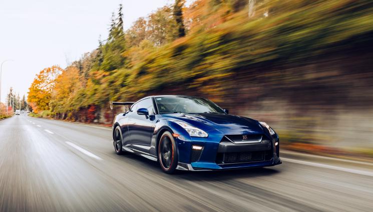 nissan - КРАЯТ НА ЛЕГЕНДАТА: Nissan убива GT-R след 18 години на върха!