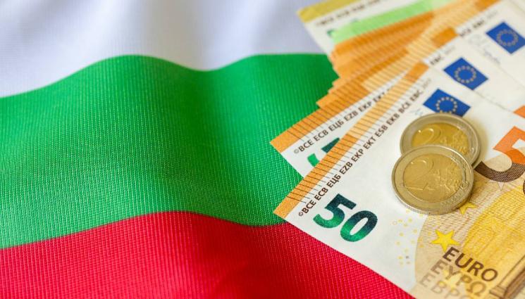 d - Минималната заплата от 1 януари 2026 г. трябва да стане 620 евро (1213 лева)