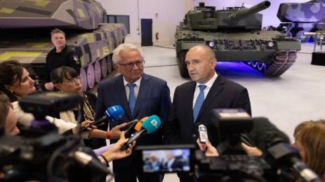 Папергер и Румен Радев