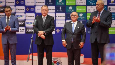 Мариус Визер