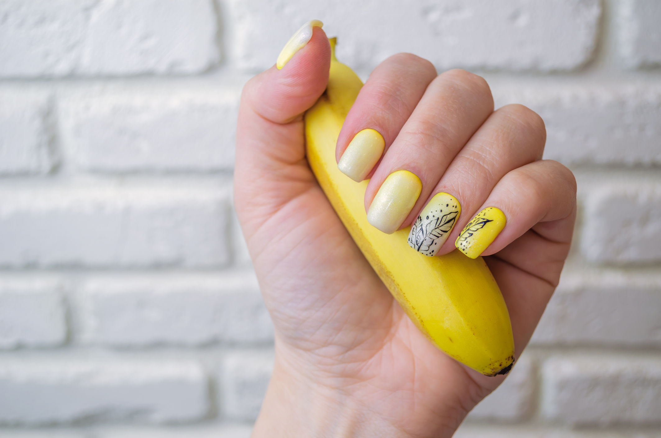 лак маникюр нокти