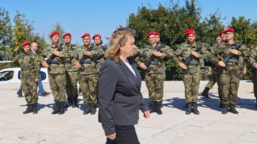 <p>Киселова: Правим първи бюджет в евро</p>