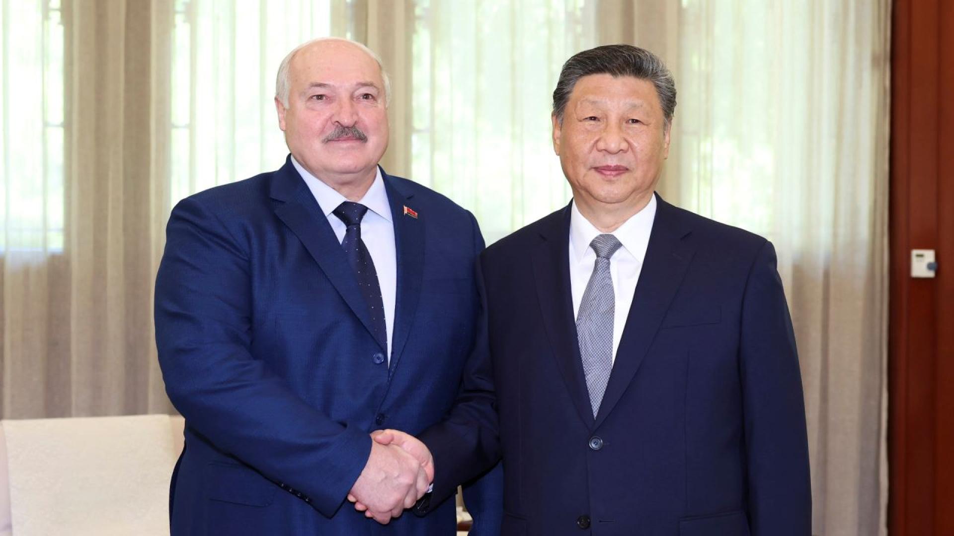 Китайският лидер Си Цзинпин се срещна днес с беларуския президент