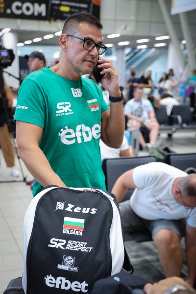 Българският национален отбор по волейбол замина за Световното първенство1