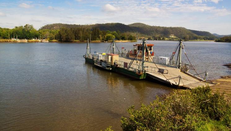 ферибот - Ферибот Тутракан - Олтеница сваля трафика на Дунав мост