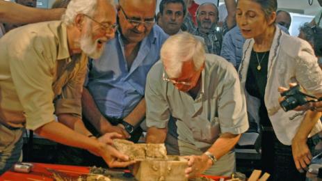 Уникалният момент свързан с отварянето на ковчежето с мощите