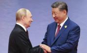 Си Цзинпин и Путин демонстрираха единство на срещата на върха в Китай