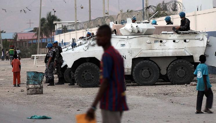 d - Бронирани коли на ООН се удариха, има загинали (СНИМКИ)