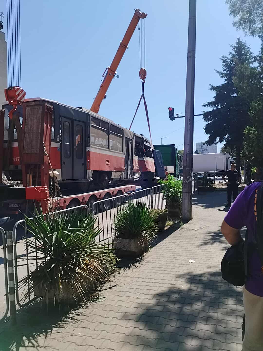 дерайлиралия трамвай