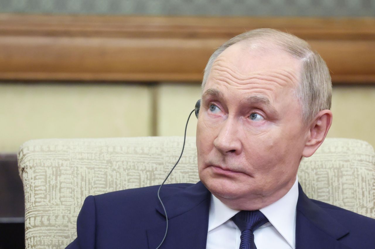 The Telegraph: Путин държи пръста си на ядрения спусък, но едва ли трепери като Брежнев