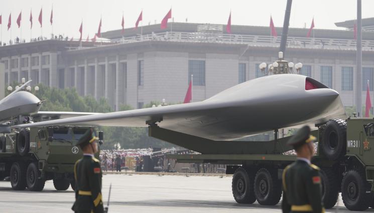 китай армия - ПЕКИН РАЗКРИ СМЪРТОНОСНИЯ СИ АРСЕНАЛ: Ракети, лазери и дронове за всяка война!