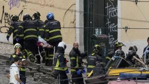 Трима загинали и 20 ранени при дерайлиране на фуникуляр в