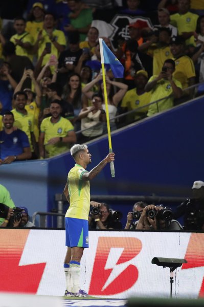 Бразилия Чили1