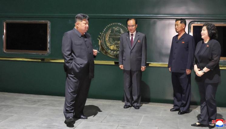Ким Чен Ун - БАЩА МУ УМИРА В НЕГО: Влакът на Ким Чен Ун