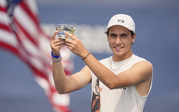 Исторически български финал на US Open: Иванов триумфира над Василев