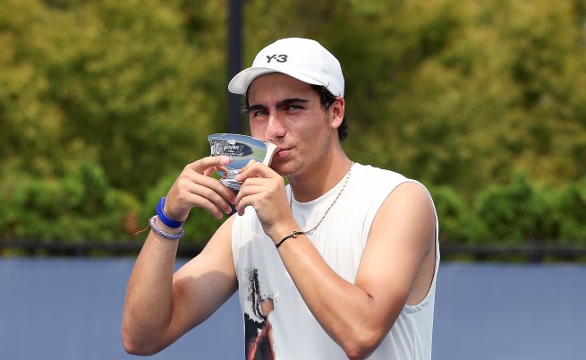 Посрещаме шампиона от US Open Иван Иванов на родна земя
