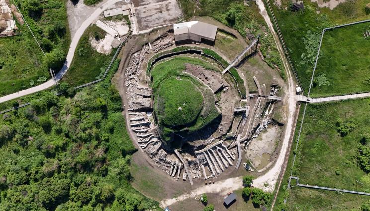 Провадия Солницата - Археолози откриха мистериозна находка в Провадия на 6500 години (ВИДЕО)