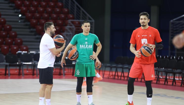 баскетбол - Балкан срещу Апоел Тел Авив са на финал в Ботевград