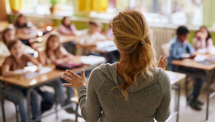 d - Денят на София - учебен или неучебен?