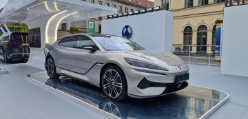 <p>Denza Z9 GT</p>