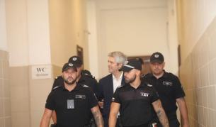 <p>Нов обрат по делото Благомир Коцев &ndash; процесът спира, докато се реши в кой град да продължи</p>