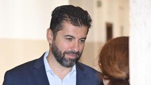Кирил Петков