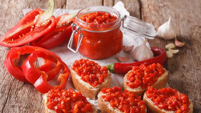 Носталгия в една чиния: Традиционни есенни вкусове от България