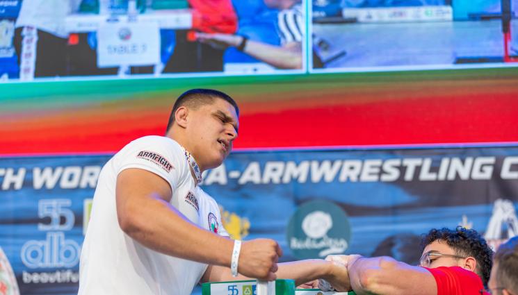 Стефан Стефанов - Почнахме ги на канадска борба