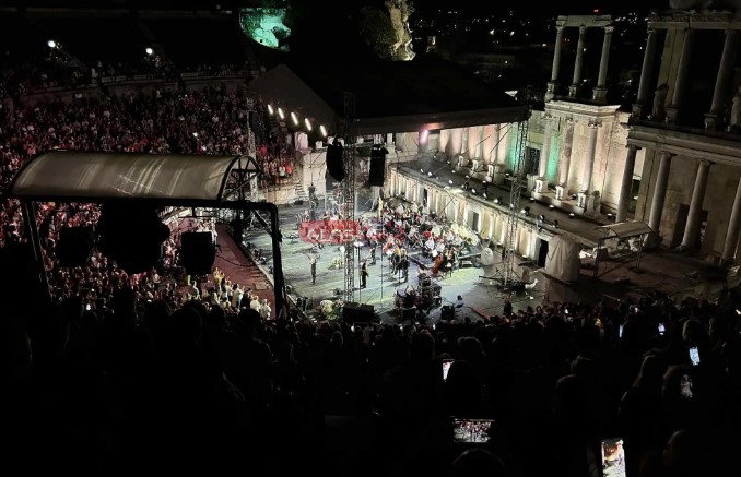 Лили Иванова в Пловдив