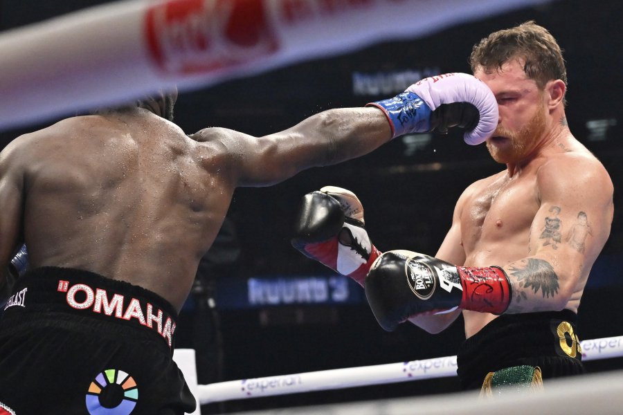 Канело Алварес Терънс Крауфорд1