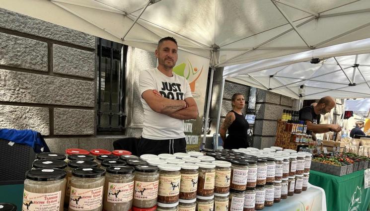 Марко Кафалов - Агро Телеграф: Марко от Мосомище си върна здравето с телешки бульон