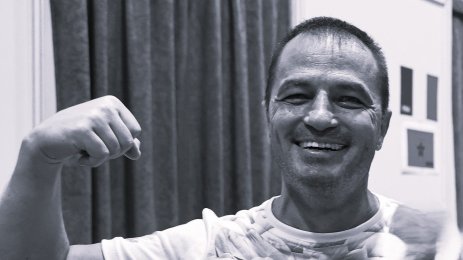 Стефан Николов