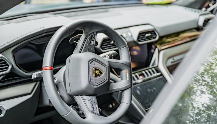 Ламборгини - В МОНАКО: Нацепиха Ламбо на БГ турзар! (ВИДЕО)