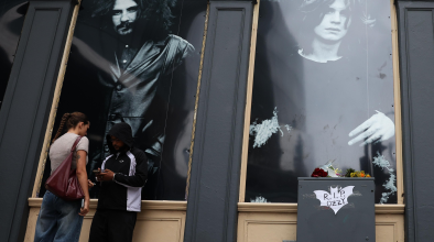 Картини на Ozzy Osbourne и шимпанзета ще бъдат показани в Маями