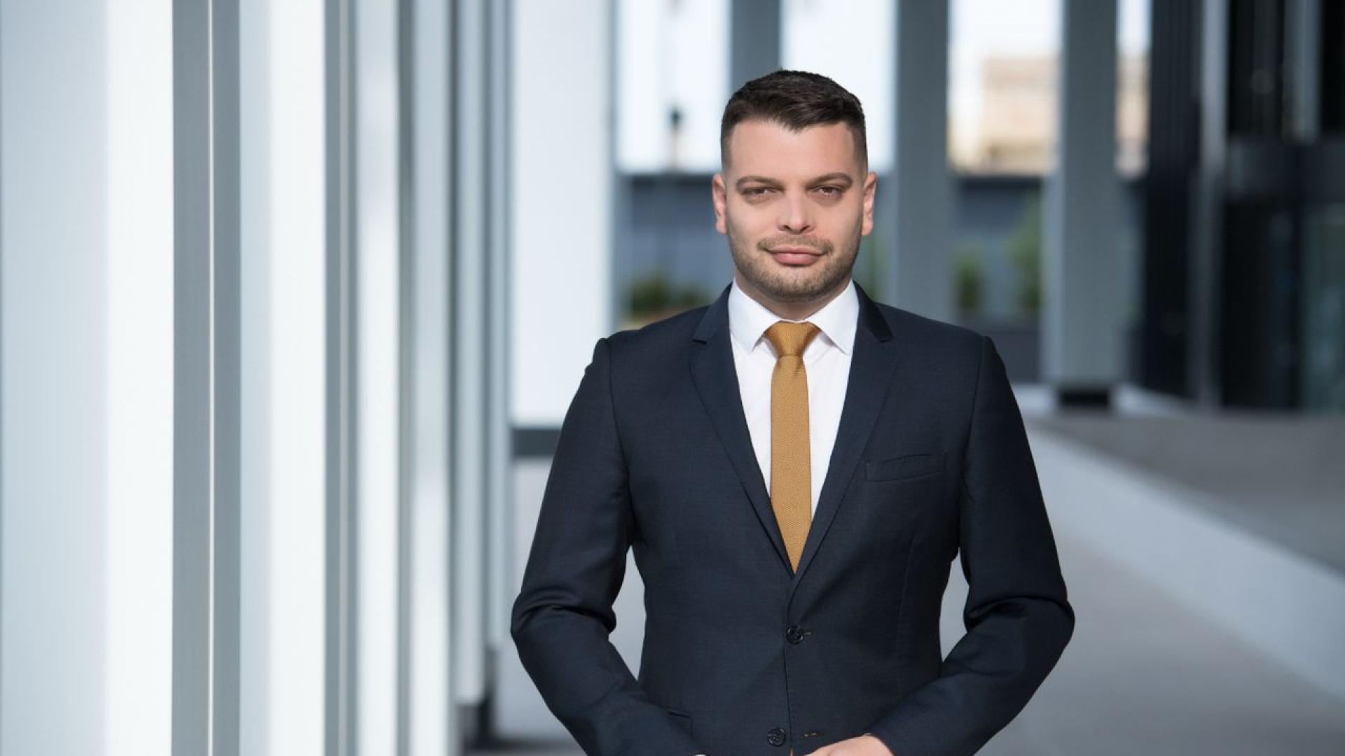 Как се пази мирът в една от най горещите точки на