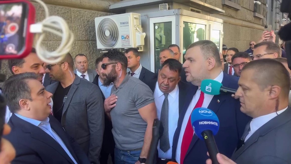 Делян Пеевски Асен Василев