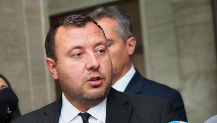 Петър Петров Възраждане -